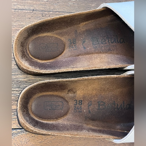 Birkenstock Betula White Leather Sandals Slides size 38 Women’s  7 Soft Footbed - Picture 8 of 9